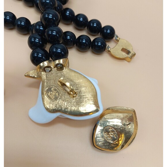 KJL for Avon  Midnight Rose  Beaded Necklace Earrings  Black and White Roses - Picture 9 of 9